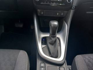 TOYOTA Yaris usata, con Riconoscimento dei segnali stradali