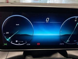MERCEDES-BENZ GLC 200 usata, con Divisori per bagagliaio
