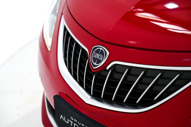 LANCIA Ypsilon usata, con Airbag testa