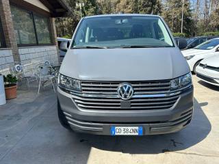 VOLKSWAGEN Caravelle usata, con Airbag