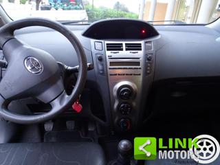 TOYOTA Yaris usata, con Immobilizzatore elettronico
