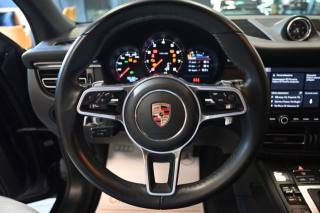 PORSCHE Macan usata 132