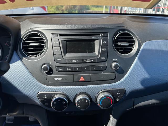 HYUNDAI i10 usata, con Sistema di navigazione