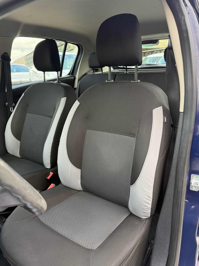 DACIA Sandero usata, con Sedile posteriore sdoppiato