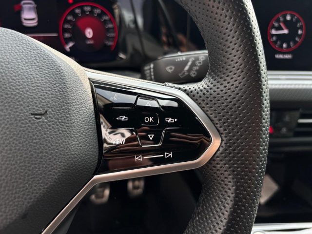 VOLKSWAGEN Golf usata, con Sedili sportivi