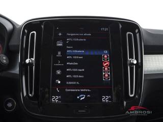 VOLVO XC40 usata 13