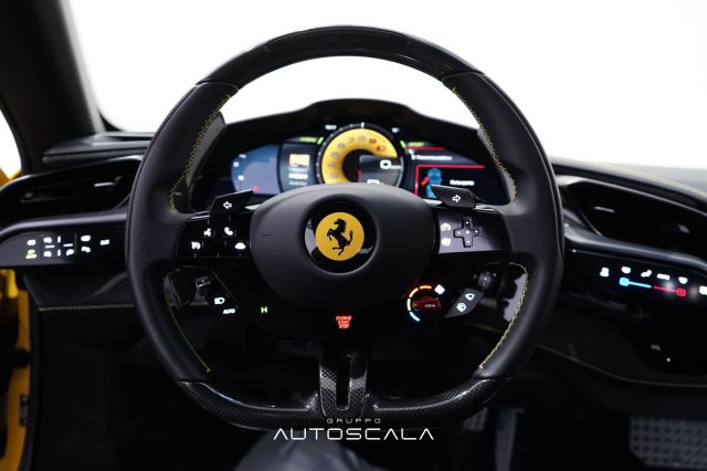FERRARI SF90 usata 24