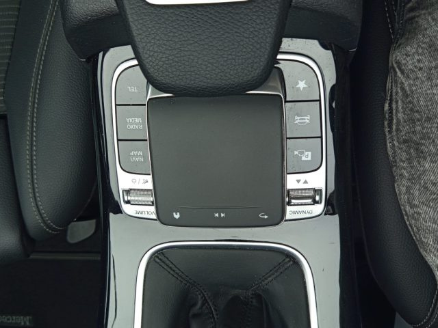 MERCEDES-BENZ A 180 usata, con Autoradio
