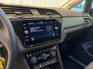 VOLKSWAGEN Touran usata, con Fendinebbia