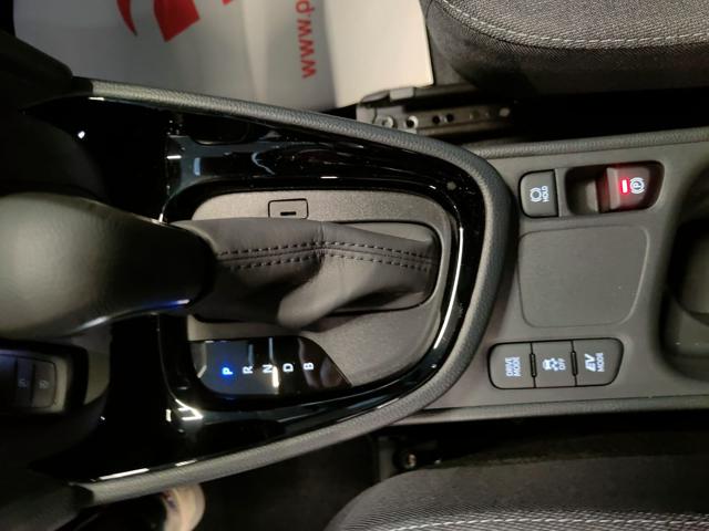 TOYOTA Yaris Cross usata, con Fendinebbia