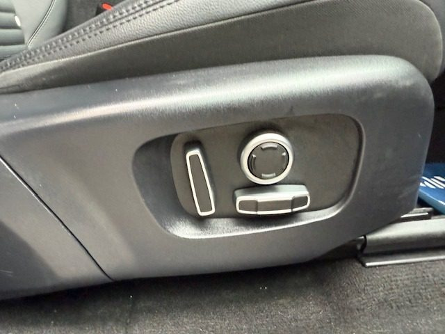 LAND ROVER Discovery Sport usata, con Boardcomputer