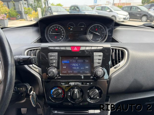 LANCIA Ypsilon usata, con Specchietti laterali elettrici