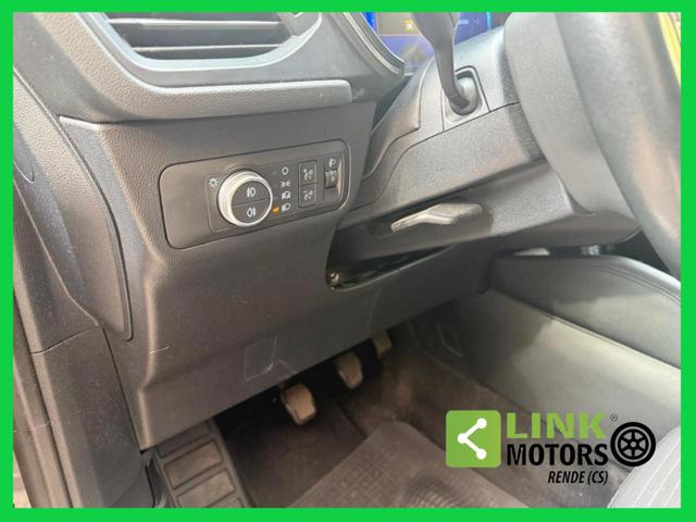 FORD Kuga usata, con Autoradio digitale