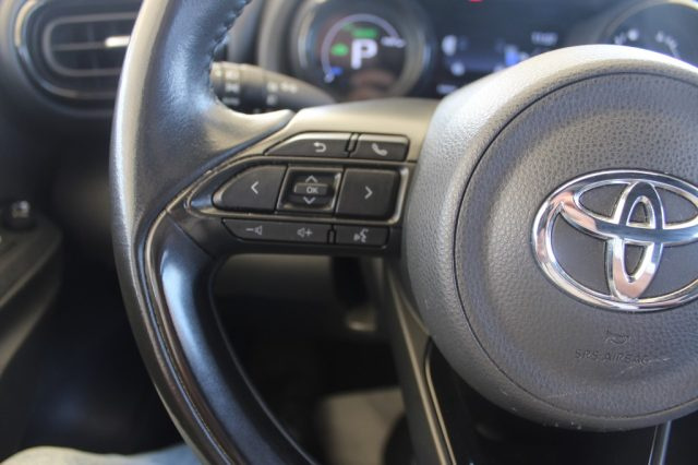 TOYOTA Yaris usata, con Bluetooth