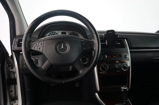 MERCEDES-BENZ B 180 usata, con Cerchi in lega