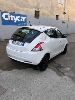 LANCIA Ypsilon usata, con Boardcomputer
