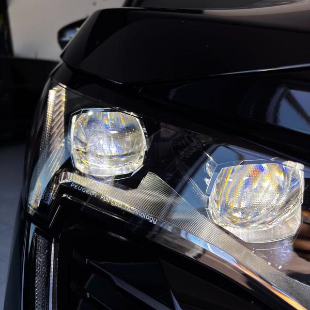 PEUGEOT 3008 usata, con Alzacristalli elettrici