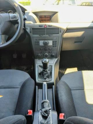 OPEL Astra usata, con Climatizzatore
