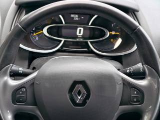 RENAULT Clio usata, con Controllo trazione