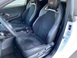 TOYOTA Yaris usata, con ESP