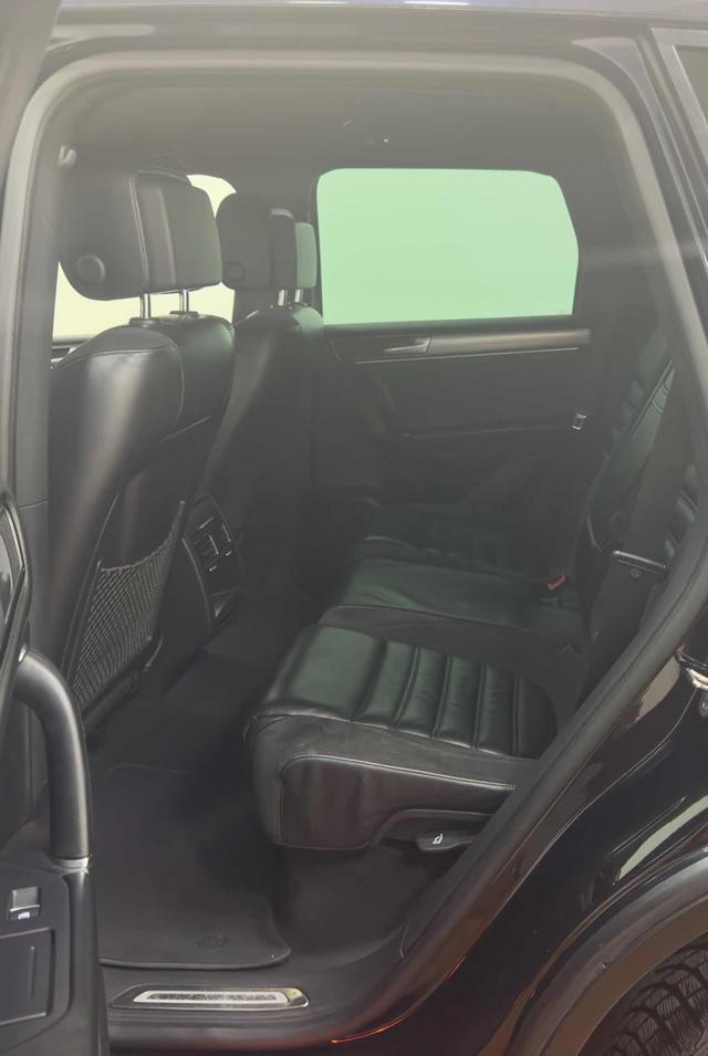 VOLKSWAGEN Touareg usata, con Climatizzatore