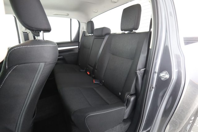 TOYOTA Hilux usata 3
