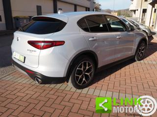 ALFA ROMEO Stelvio usata, con Alzacristalli elettrici