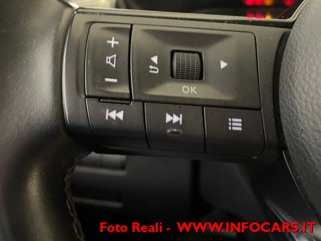 NISSAN Qashqai usata, con USB