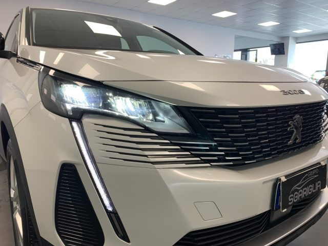 PEUGEOT 3008 usata, con Autoradio digitale