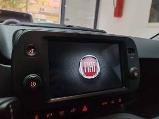 FIAT Panda Cross usata, con Touch screen