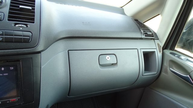 MERCEDES-BENZ Vito usata 101