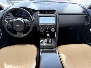 JAGUAR E-Pace usata, con Sedile posteriore sdoppiato
