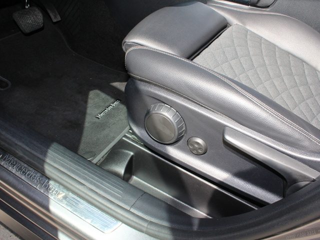 MERCEDES-BENZ GLB 200 usata, con Sensore di pioggia