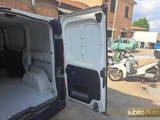 RENAULT Trafic usata, con Filtro antiparticolato