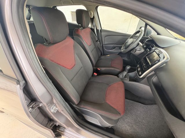 RENAULT Clio usata, con Controllo trazione