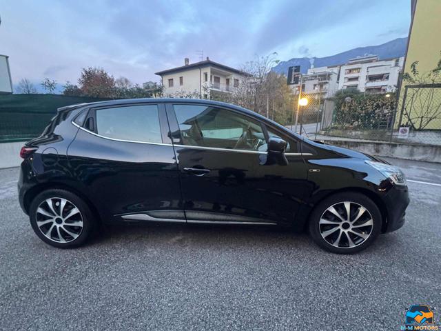 RENAULT Clio usata, con Autoradio