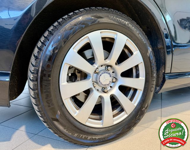 MERCEDES-BENZ E 200 usata, con Regolazione elettrica sedili