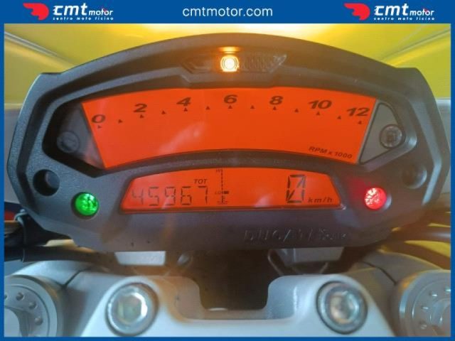 DUCATI Monster 696 usata 4