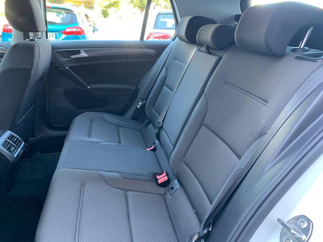 VOLKSWAGEN Golf usata, con Park Distance Control