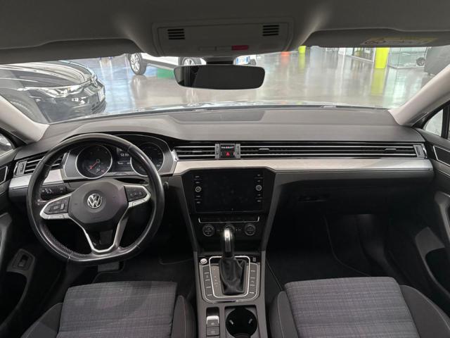 VOLKSWAGEN Passat Variant usata, con Controllo trazione