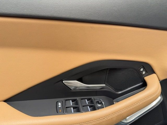 JAGUAR E-Pace usata, con Servosterzo