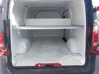 MERCEDES-BENZ Vito usata 10