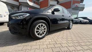 MERCEDES-BENZ GLA 200 usata, con Telecamera per parcheggio assistito