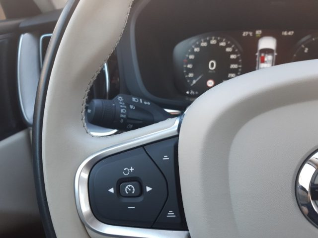 VOLVO XC60 usata, con Sistema di navigazione