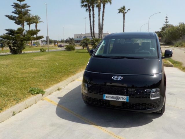 HYUNDAI Staria usata, con Cruise Control
