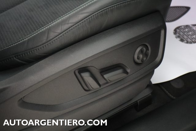 AUDI Q5 usata, con Freno di stazionamento elettrico