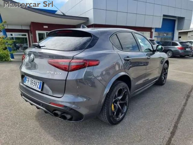 ALFA ROMEO Stelvio usata, con Autoradio