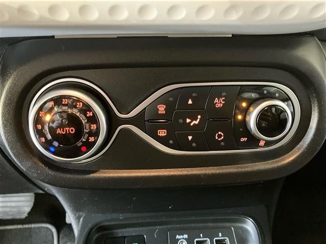RENAULT Twingo usata 23