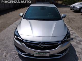 OPEL Astra usata, con Airbag