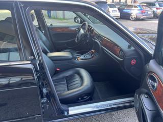 JAGUAR XJ usata, con Controllo trazione